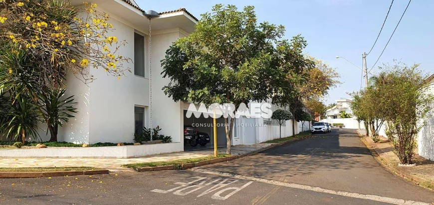 Foto 1 de Casa de Condomínio com 4 Quartos para venda ou aluguel, 620m² em Samambaia Parque Residencial, Bauru