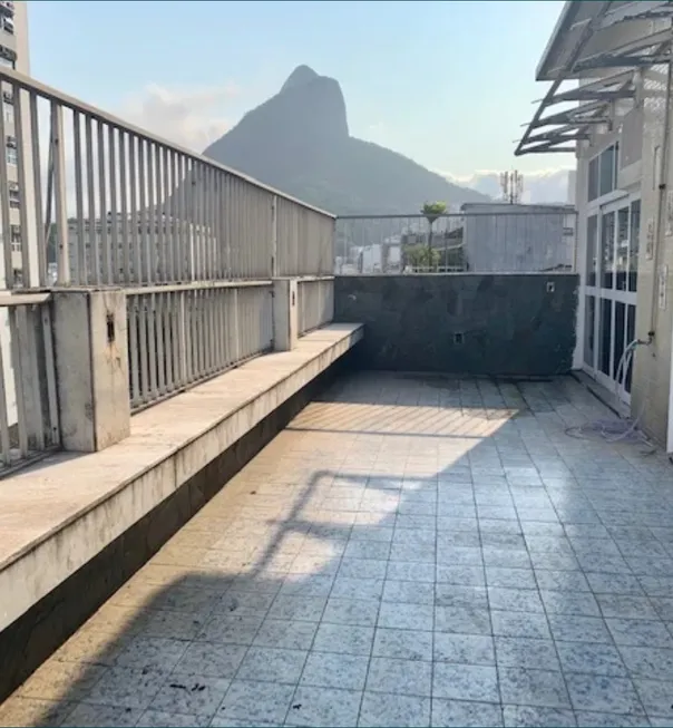 Foto 1 de Cobertura com 3 Quartos à venda, 190m² em Leblon, Rio de Janeiro