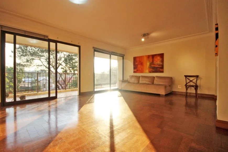 Foto 1 de Apartamento com 3 Quartos à venda, 226m² em Bela Vista, São Paulo