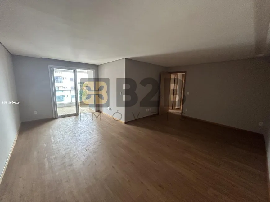 Foto 1 de Apartamento com 3 Quartos à venda, 112m² em Vila Nova Cidade Universitaria, Bauru