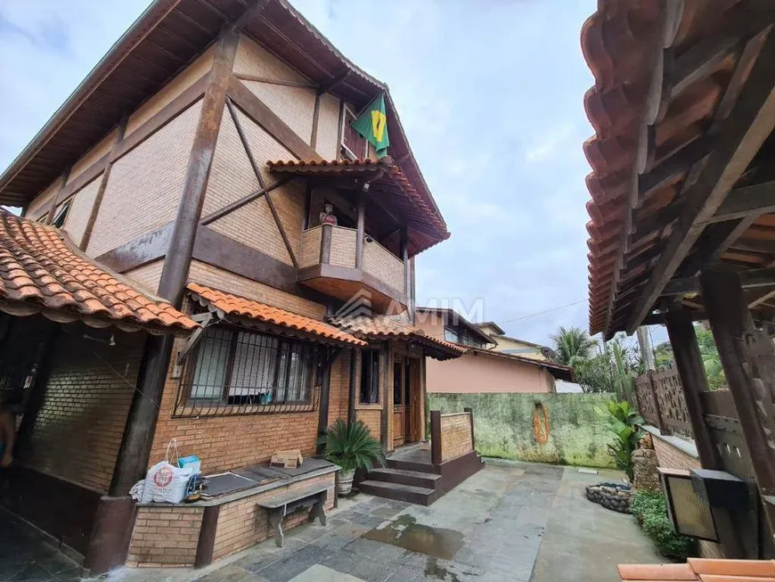 Foto 1 de Casa com 3 Quartos à venda, 212m² em Itaipu, Niterói