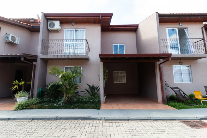 Foto 1 de Casa de Condomínio com 3 Quartos à venda, 80m² em Boqueirão, Curitiba