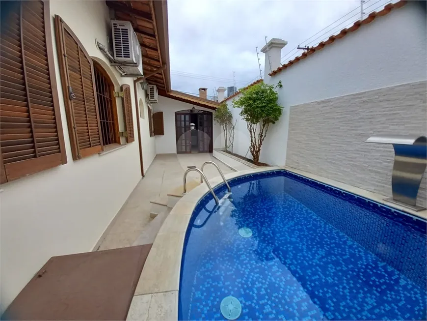 Foto 1 de Casa com 4 Quartos à venda, 200m² em Vila Oliveira, Mogi das Cruzes