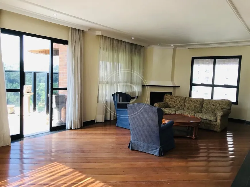 Foto 1 de Apartamento com 6 Quartos para venda ou aluguel, 239m² em Paraíso do Morumbi, São Paulo