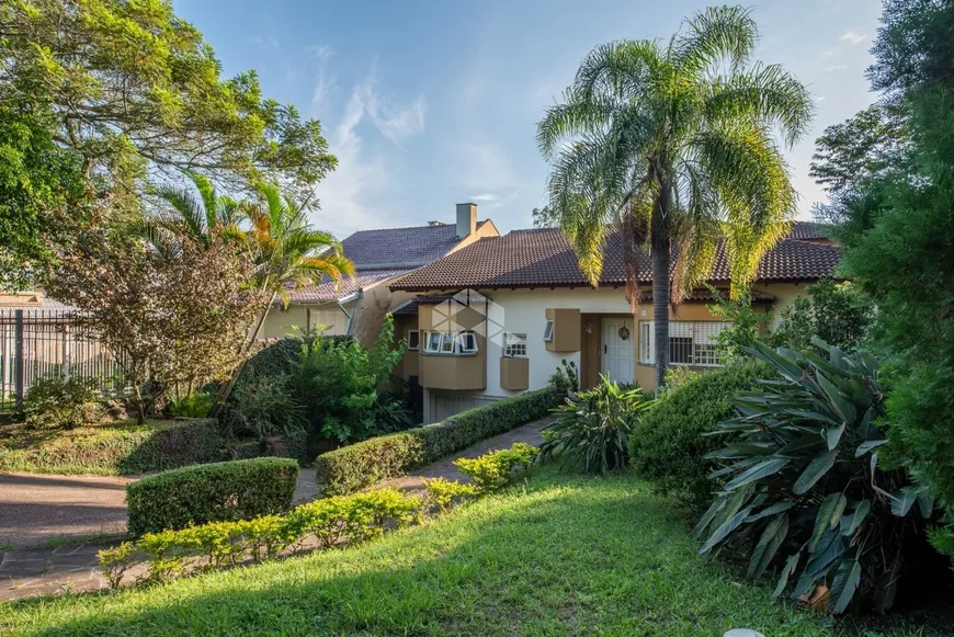 Foto 1 de Casa com 3 Quartos à venda, 552m² em Jardim Isabel, Porto Alegre