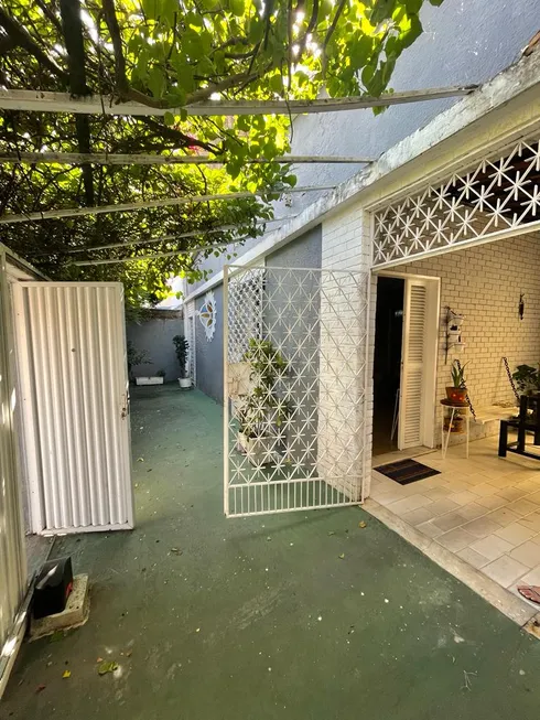 Foto 1 de Casa com 4 Quartos à venda, 70m² em Vila Velha, Fortaleza