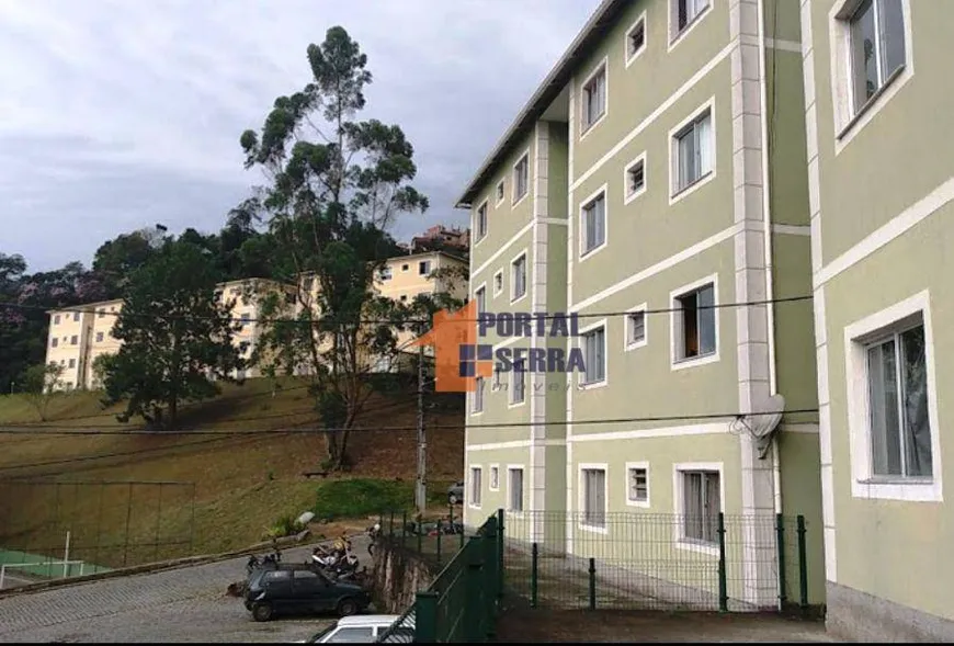 Foto 1 de Apartamento com 2 Quartos à venda, 52m² em Santa Cecília, Teresópolis