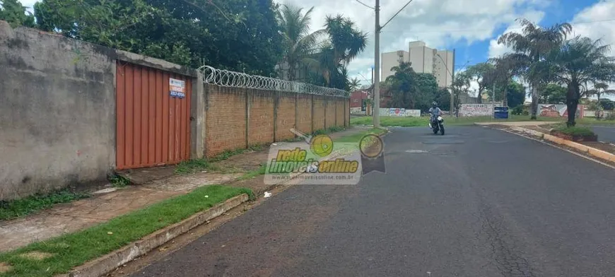 Foto 1 de Casa com 2 Quartos à venda, 77m² em Fabrício, Uberaba