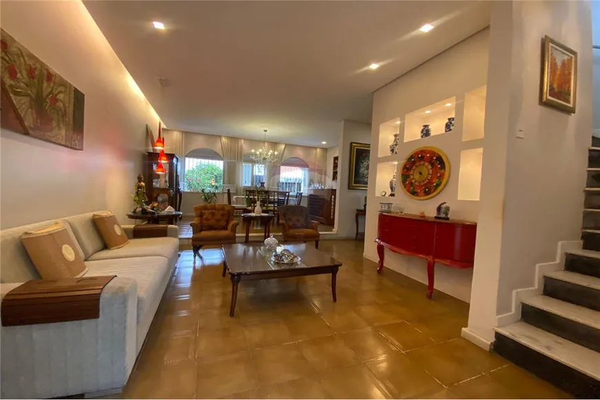 Foto 1 de Apartamento com 5 Quartos à venda, 260m² em Farolândia, Aracaju