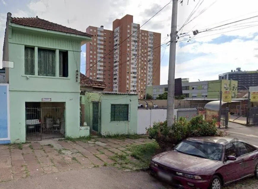 Foto 1 de Lote/Terreno à venda, 386m² em Azenha, Porto Alegre