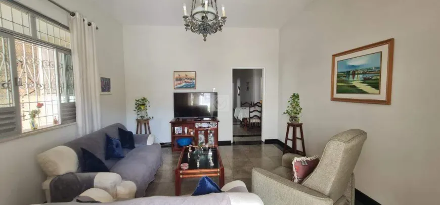 Foto 1 de Casa com 4 Quartos à venda, 210m² em São José, Aracaju