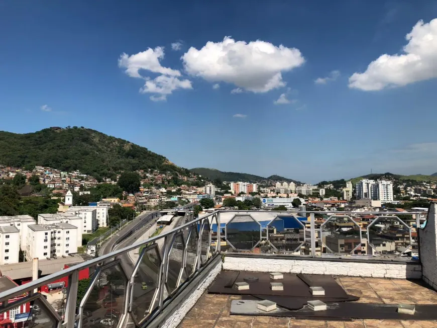 Foto 1 de Apartamento com 3 Quartos para alugar, 132m² em Madureira, Rio de Janeiro