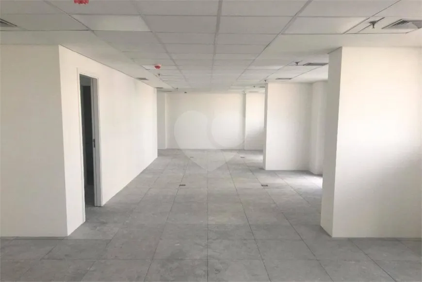 Foto 1 de Sala Comercial para alugar, 43m² em Santo Amaro, São Paulo