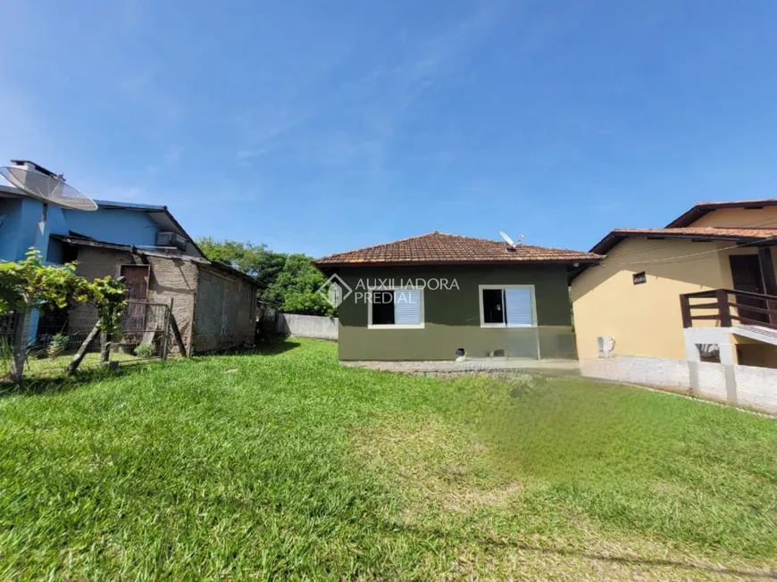 Foto 1 de Casa com 2 Quartos à venda, 62m² em Rio Tavares, Florianópolis