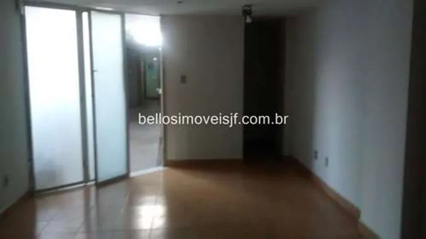 Foto 1 de Apartamento com 1 Quarto para alugar, 30m² em Centro, Juiz de Fora