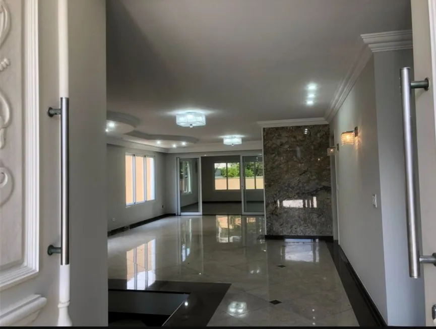 Foto 1 de Casa de Condomínio com 4 Quartos para alugar, 525m² em Alphaville Residencial Dois, Barueri