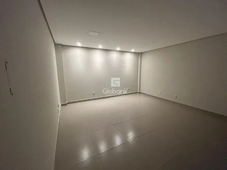 Foto 1 de Sala Comercial à venda, 27m² em Centro, Montes Claros