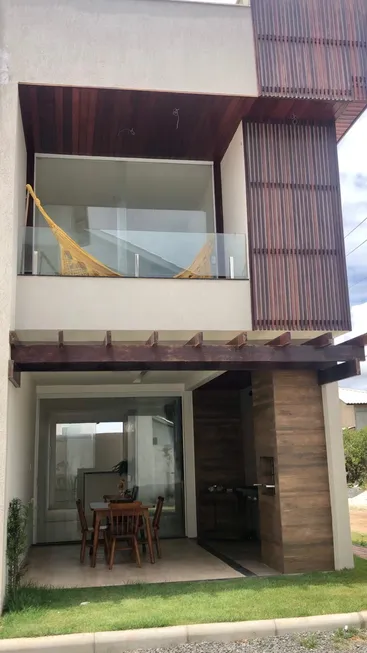Foto 1 de Casa de Condomínio com 3 Quartos à venda, 120m² em Barra do Jacuípe, Camaçari
