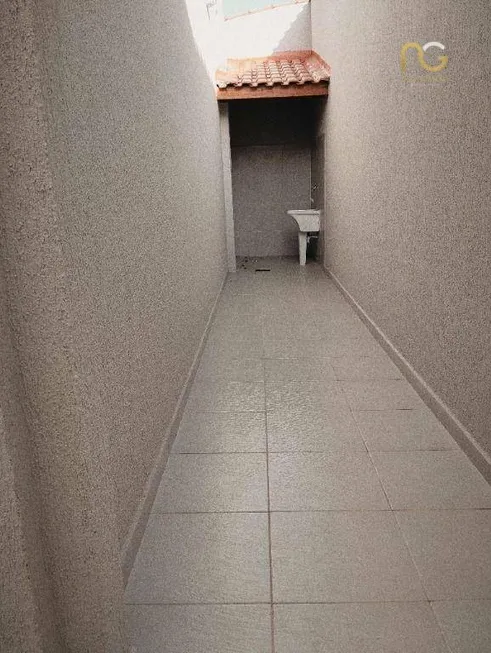 Foto 1 de Casa de Condomínio com 2 Quartos à venda, 55m² em Maracanã, Praia Grande