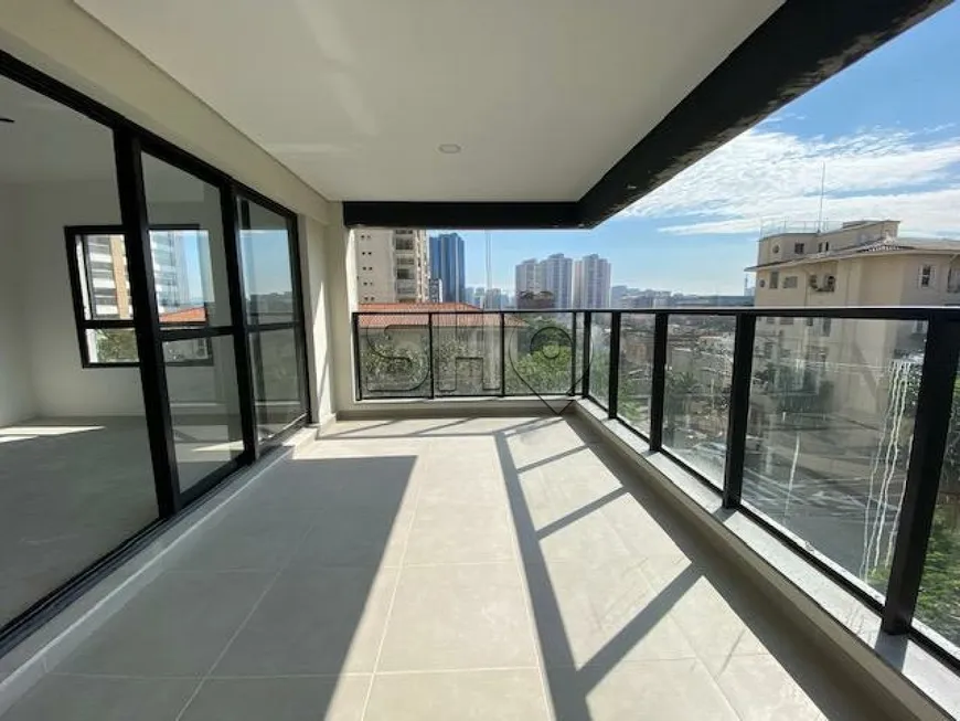 Foto 1 de Apartamento com 3 Quartos à venda, 110m² em Água Branca, São Paulo