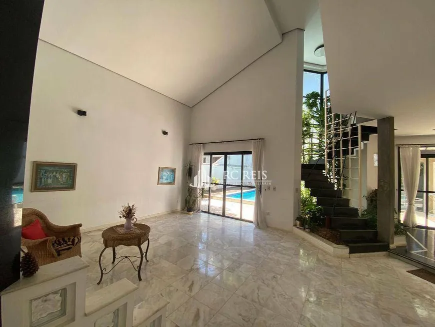 Foto 1 de Casa de Condomínio com 5 Quartos à venda, 400m² em Alphaville, Barueri