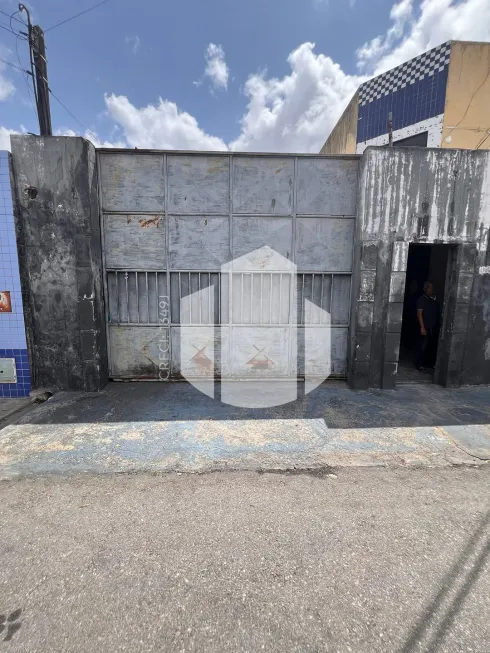 Foto 1 de Prédio Comercial para alugar, 10m² em Henrique Jorge, Fortaleza