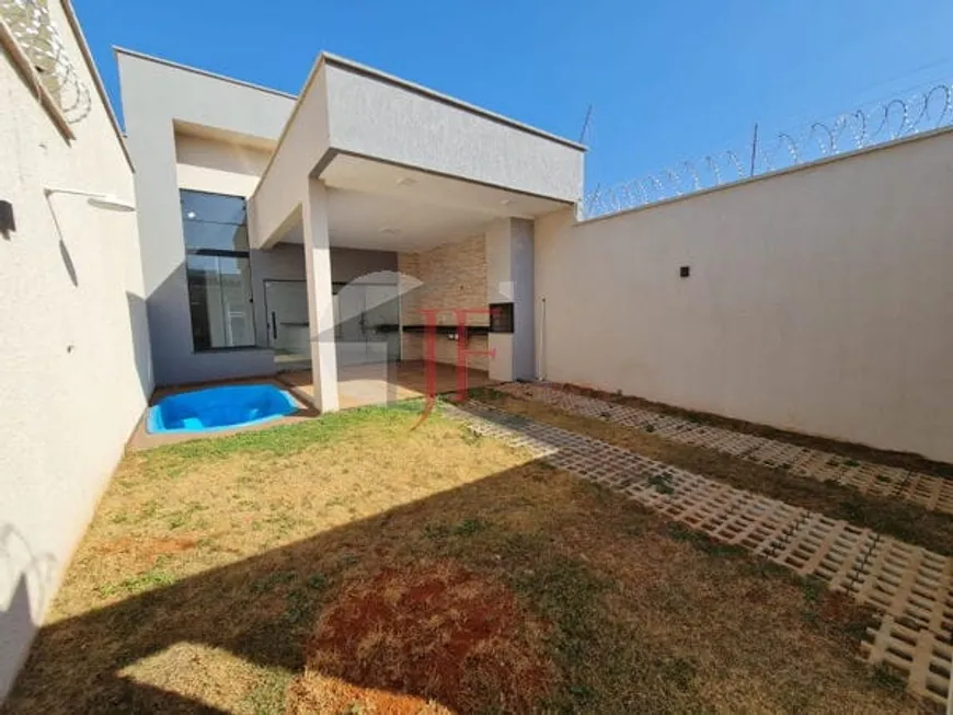 Foto 1 de Casa com 3 Quartos à venda, 125m² em Setor Cristina II, Trindade