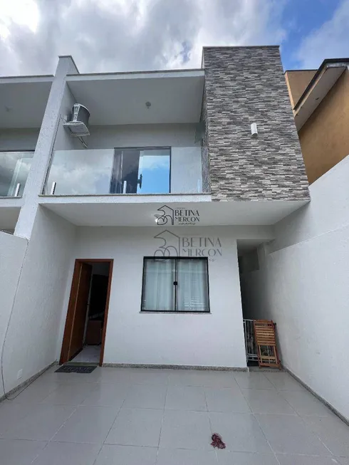 Foto 1 de Casa com 3 Quartos à venda, 129m² em Vale das Palmeiras, Macaé