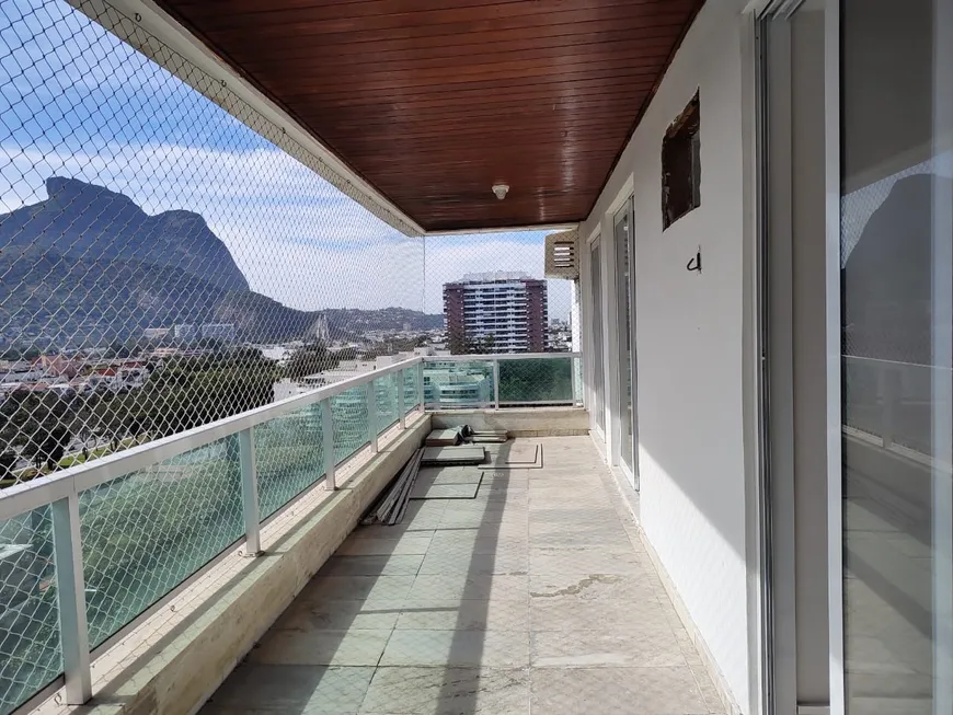 Foto 1 de Apartamento com 3 Quartos à venda, 100m² em Barra da Tijuca, Rio de Janeiro