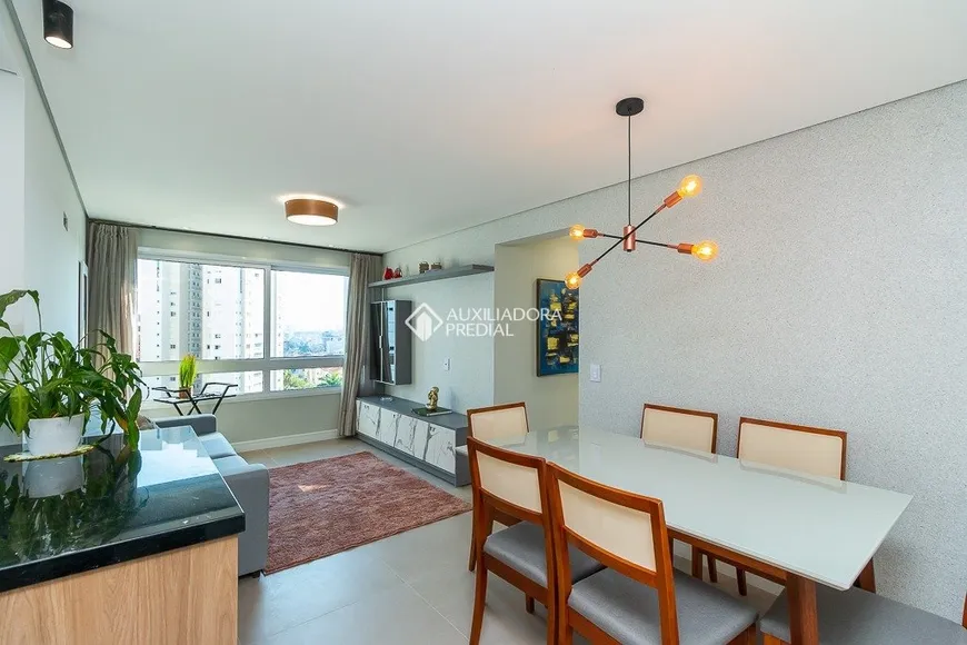 Foto 1 de Apartamento com 3 Quartos à venda, 84m² em Jardim Europa, Porto Alegre