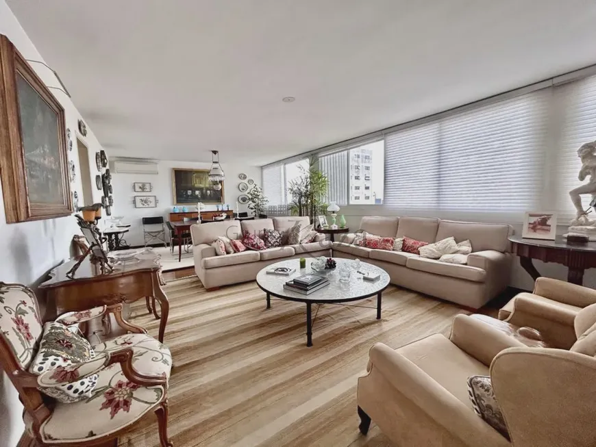 Foto 1 de Apartamento com 3 Quartos à venda, 225m² em Jardim América, São Paulo