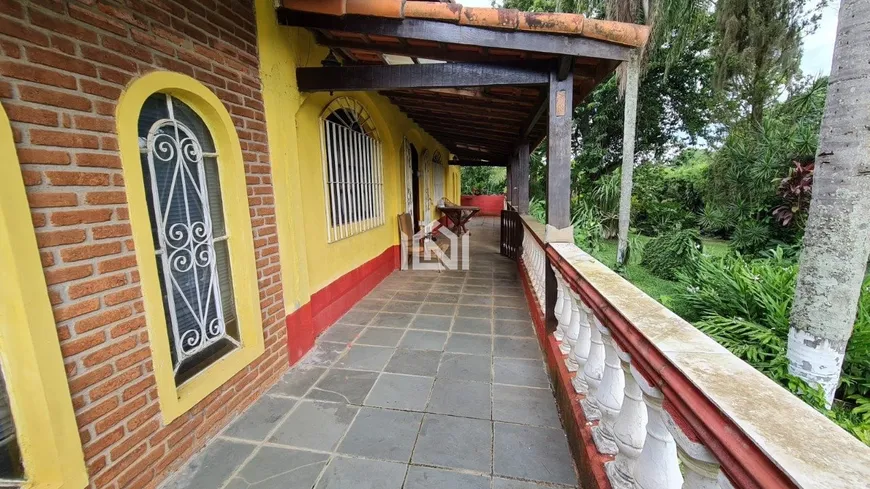 Foto 1 de Fazenda/Sítio com 6 Quartos à venda, 380m² em Chácara Tropical Caucaia do Alto, Cotia
