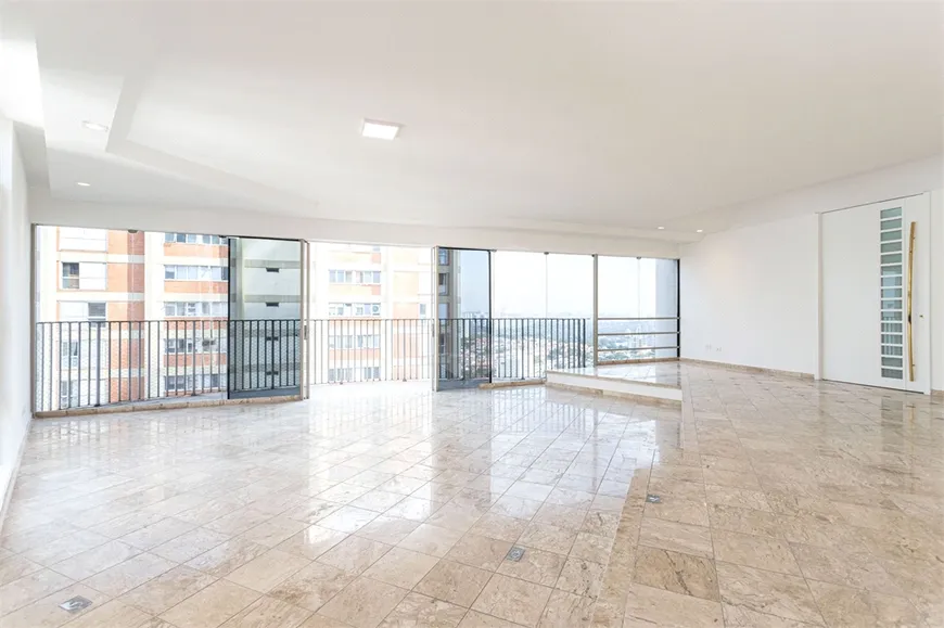 Foto 1 de Apartamento com 4 Quartos à venda, 287m² em Vila Madalena, São Paulo