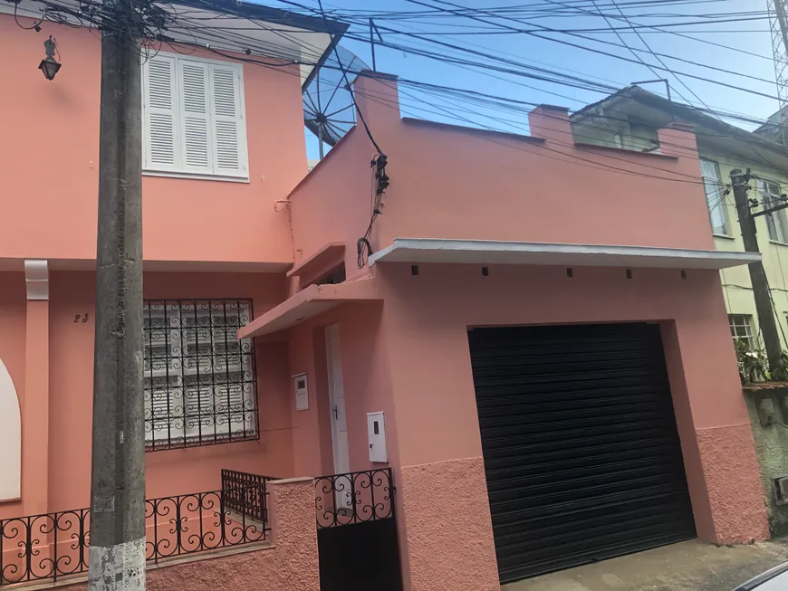 Foto 1 de Casa com 4 Quartos à venda, 210m² em Alto da Serra, Petrópolis