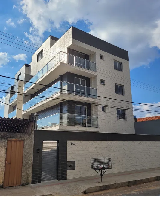 Foto 1 de Apartamento com 3 Quartos à venda, 90m² em Eldorado, Contagem