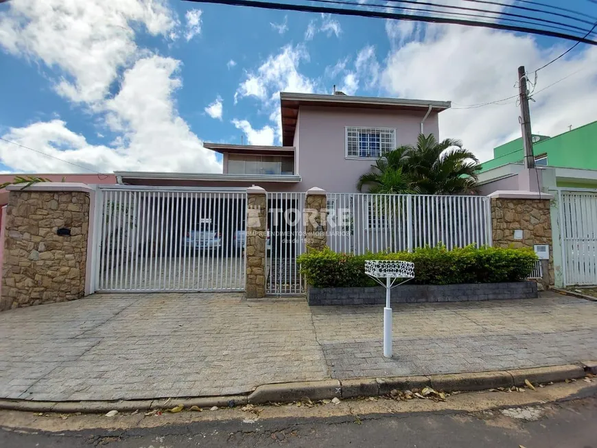 Foto 1 de Sobrado com 3 Quartos à venda, 282m² em Jardim Eulina, Campinas