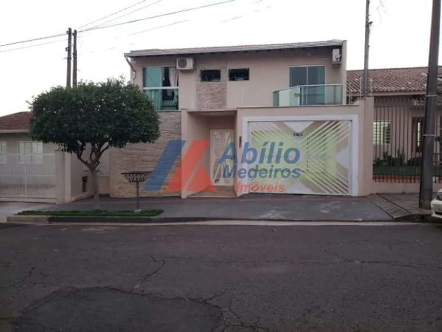 Foto 1 de Casa com 3 Quartos à venda, 200m² em Veraliz, Londrina