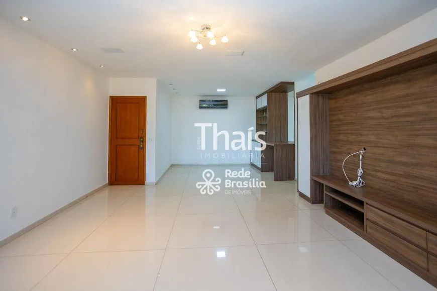 Foto 1 de Apartamento com 3 Quartos à venda, 161m² em Asa Sul, Brasília