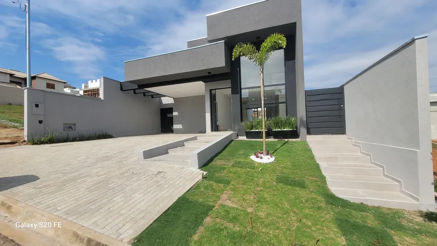 Foto 1 de Casa de Condomínio com 3 Quartos à venda, 150m² em Setvillage Las Palmas, Pouso Alegre