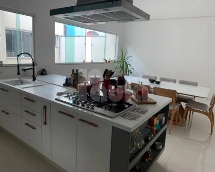 Foto 1 de Casa com 4 Quartos à venda, 411m² em Santa Paula, São Caetano do Sul