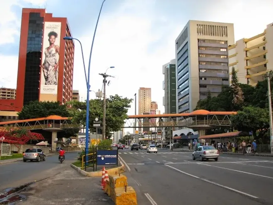 Foto 1 de Sala Comercial para alugar, 33m² em Avenida Tancredo Neves, Salvador