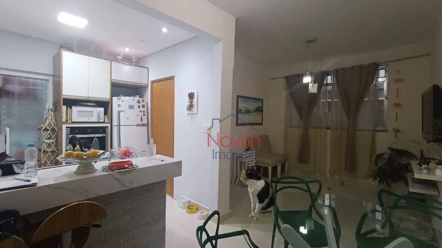 Foto 1 de Apartamento com 3 Quartos à venda, 95m² em Pompeia, Santos