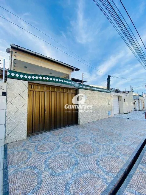 Foto 1 de Casa com 3 Quartos à venda, 235m² em Maraponga, Fortaleza