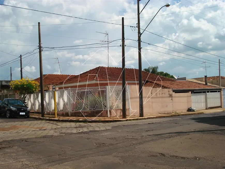 Foto 1 de Casa com 3 Quartos à venda, 149m² em Vila Santana, Araraquara