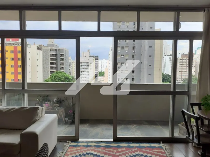 Foto 1 de Apartamento com 3 Quartos à venda, 250m² em Centro, Campinas