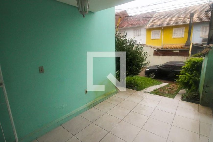 Casas à venda na Avenida Juca Batista, - QuintoAndar