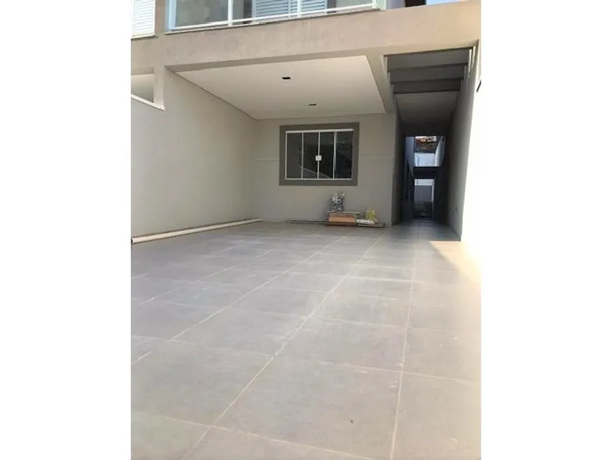 Foto 1 de Sobrado com 3 Quartos à venda, 140m² em Vila Milton, Guarulhos