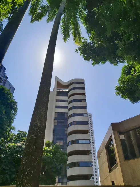 Foto 1 de Apartamento com 4 Quartos à venda, 287m² em Apipucos, Recife