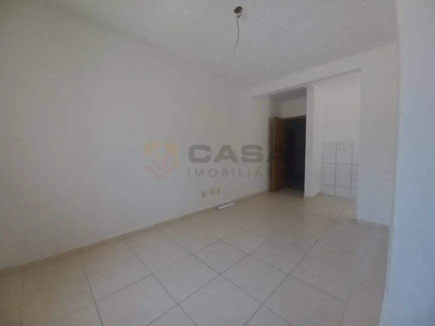 Foto 1 de Apartamento com 2 Quartos à venda, 48m² em Balneário de Carapebus, Serra