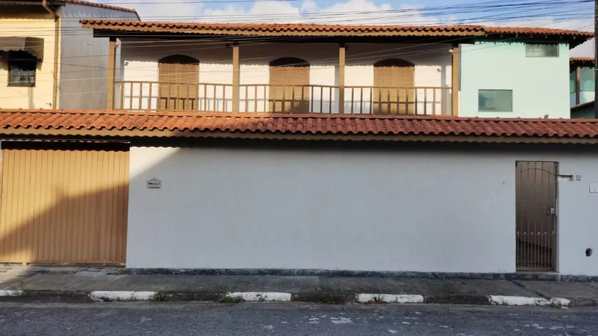 Foto 1 de Sobrado com 3 Quartos à venda, 200m² em Jardim São Luís, Suzano